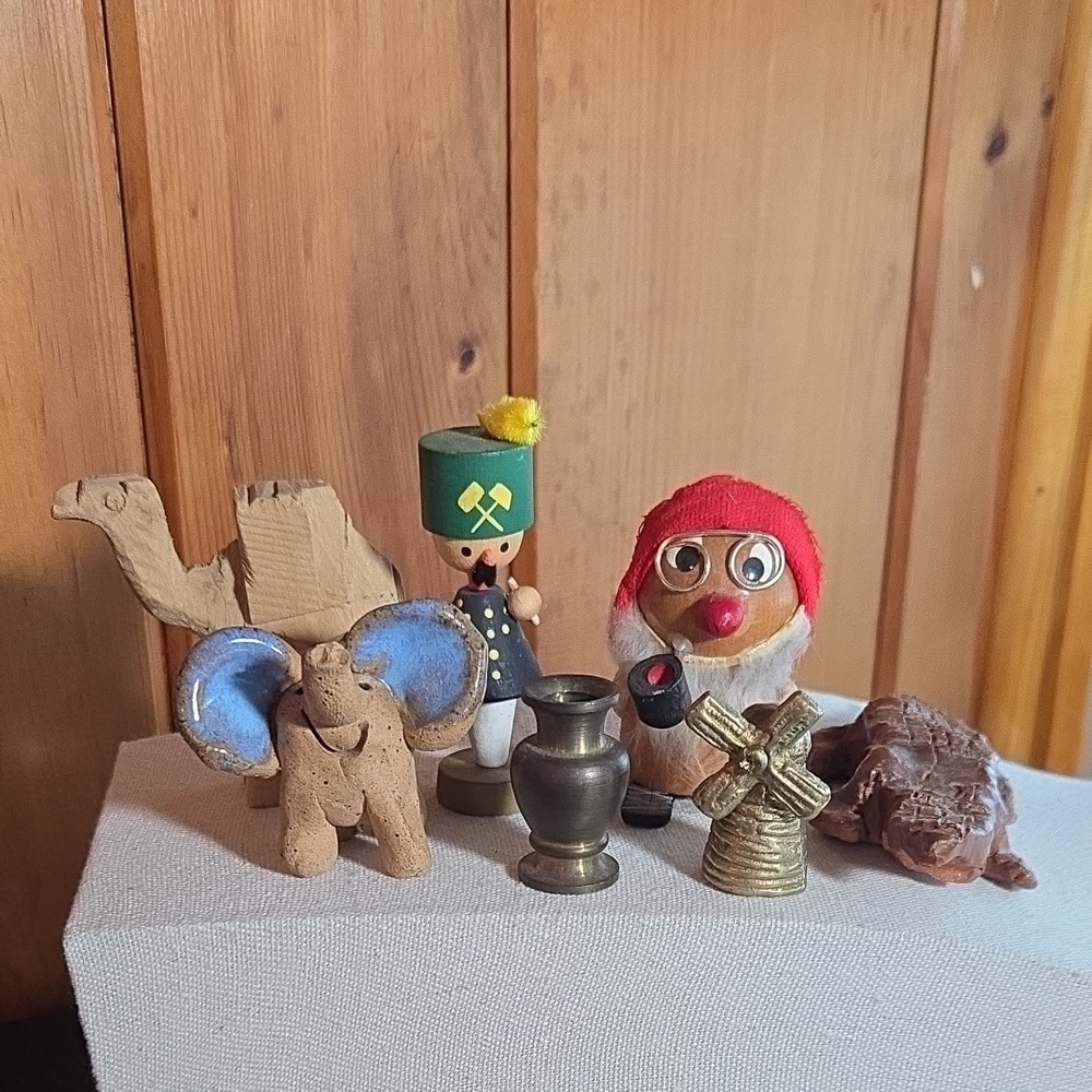 Seven Piece Lot Collectibles